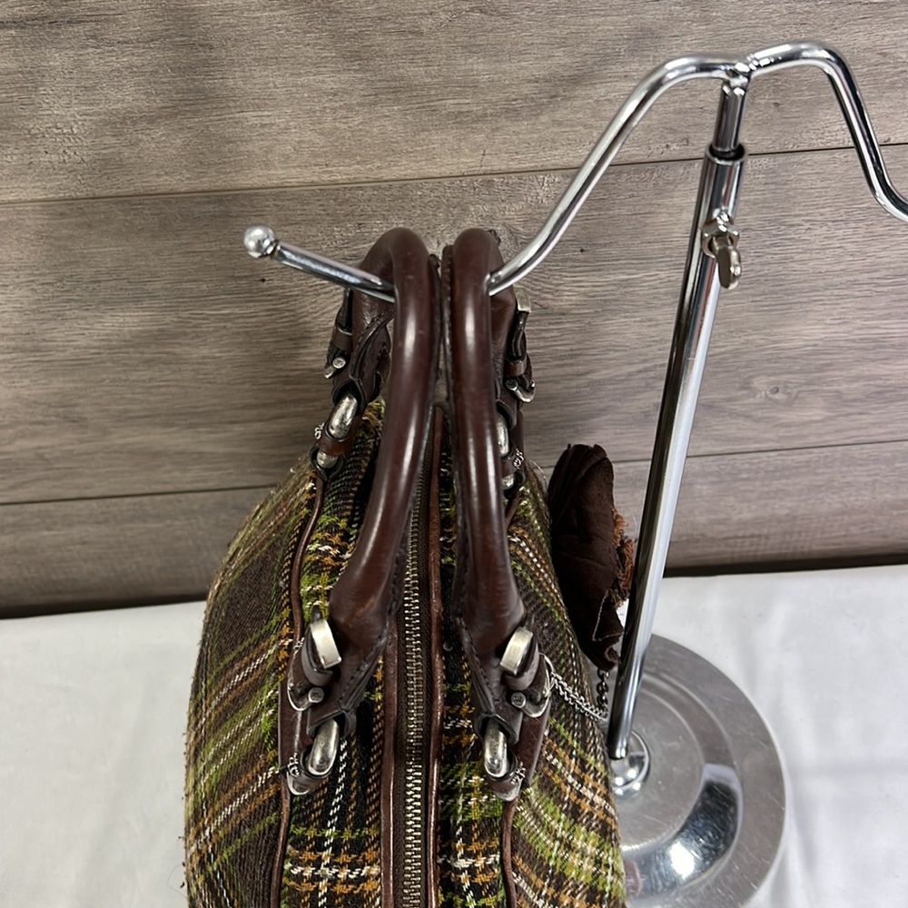 Juicy Couture Green and Brown Plaid Bowler Bag with Flower - Picture 4 of 9